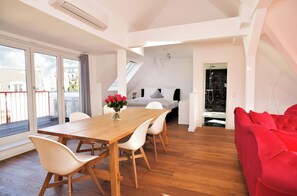 Apartment, 2 Schlafzimmer | Schreibtisch, Bügeleisen/Bügelbrett, kostenloses WLAN