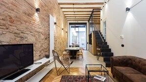 Unclassified image, 3 of 30, button - The Piano Loft Spacious 3BR Loft in Gracia (Barcelona)