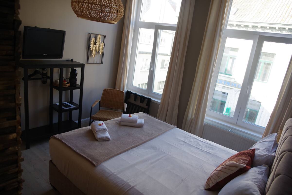 Superior Double Room | Minibar, in-room safe, WiFi (free)