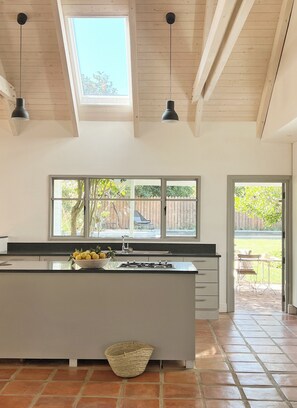 Standard House, Garden View | Private kitchen