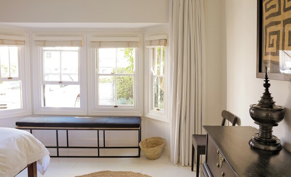 Room - Kumbuk House (Franschhoek)