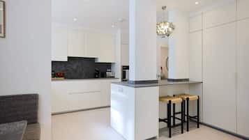 Apartment (4 Bedrooms) | Exterior