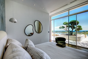 Comfort Suite, Balcony, Sea View | In-room safe, soundproofing, free WiFi - Villa Tigliola (Zonza)