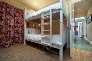 Luxury Κατάλυμα σε Αγροικία, Θέα στον Κήπο | 3 υπνοδωμάτια, δωρεάν Wi-Fi 