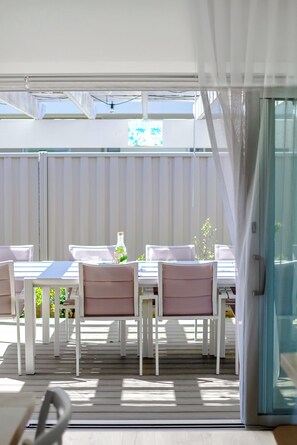 Outdoor dining