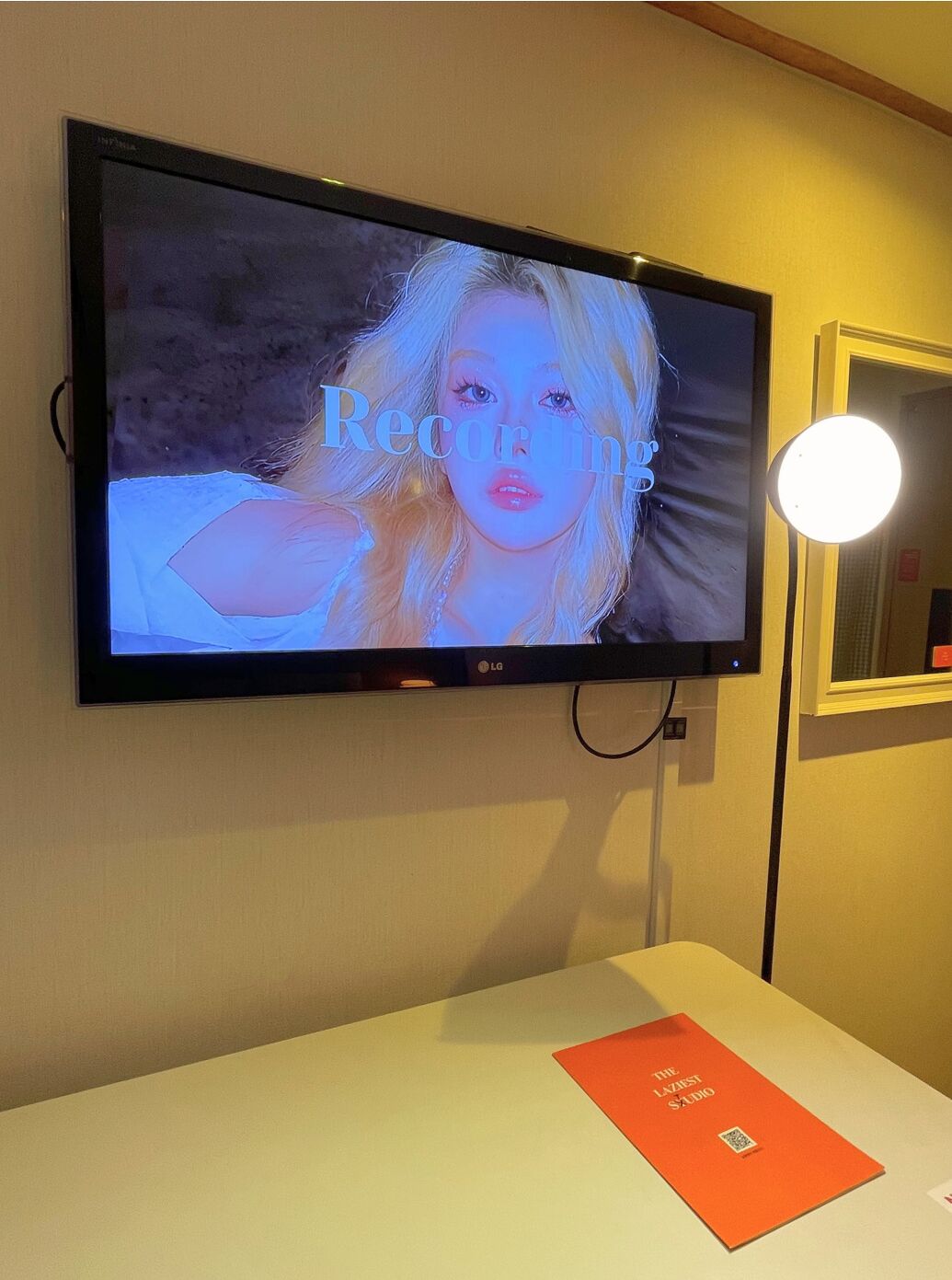 베이직 더블룸, 퀸사이즈침대 1개, 전용 욕실, 시내 전망 | 각각 다른 스타일의 인테리어, 각각 다르게 가구 비치, 책상, 노트북 작업 공간