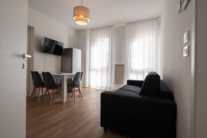 Apartment | 2 bedrooms - Carducci Modern Apartment 2 by Wonderful Italy (Mestre)