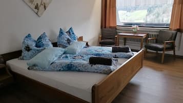 Habitació doble bàsica | 1 dormitori, espai de treball apte per a portàtils i wifi gratuïta
