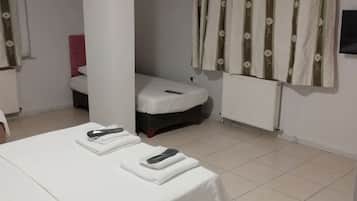 Deluxe Room, 1 Bedroom, City View