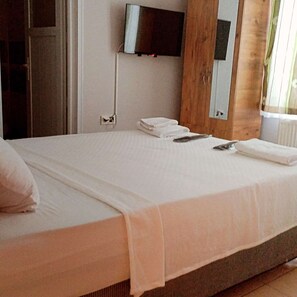 Bureau, Wi-Fi gratuit, draps fournis