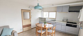 Cozy 2 Bed 1 Bath condo unit - Volcano Views & 12min drive to resort