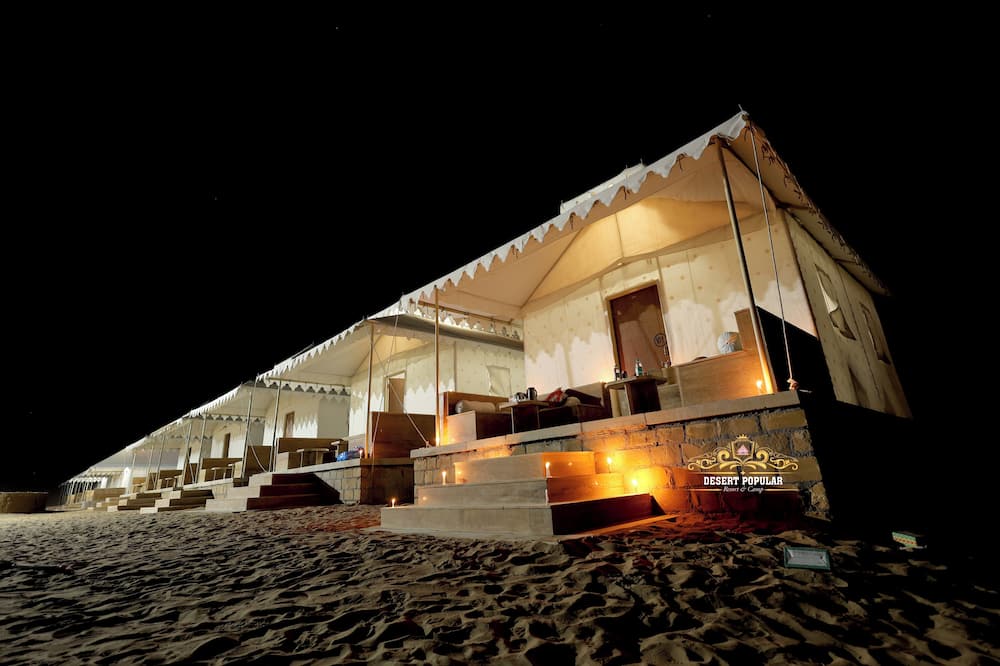 Desert Popular Resort & Camp