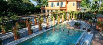 Hero's Garden Relais