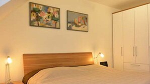 2 phòng ngủ, bàn ủi/dụng cụ ủi quần áo 