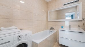 Apartament (233) | Bathroom - Apartamenty Sun & Snow Angel City Kraków (Kraków)