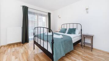 1 habitación, tabla de planchar con plancha y wifi gratis