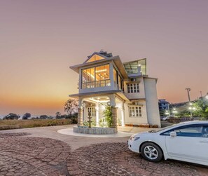 Front of property - Silver Galaxy By Joy Suites (Jaoli)