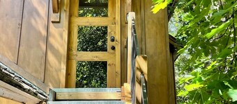 Sundance Romantic Carriage House Escape