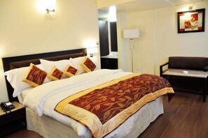 Free WiFi, bed sheets - Goroomgo Fairway Amritsar (Amritsar)