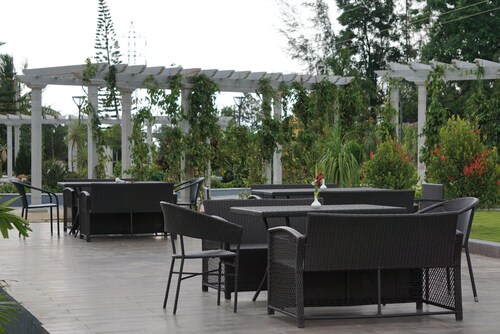 Quad Club Resort and Spa Nandi Hills