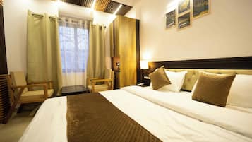 Kahden hengen premium-huone, kaupunkinäköala | Ylelliset vuodevaatteet, pillowtop-patjalliset sängyt