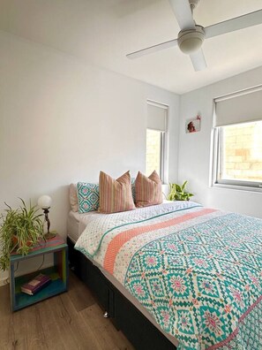 1 quarto, ferros/tábuas de passar roupa, Wi-Fi, roupa de cama