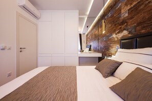 4 phòng ngủ, nôi (giường cho trẻ sơ sinh) miễn phí, bộ trải giường