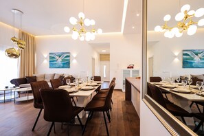 In-room dining - Villa Anlero (Nin)