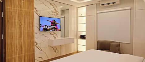 Superior Room, City View