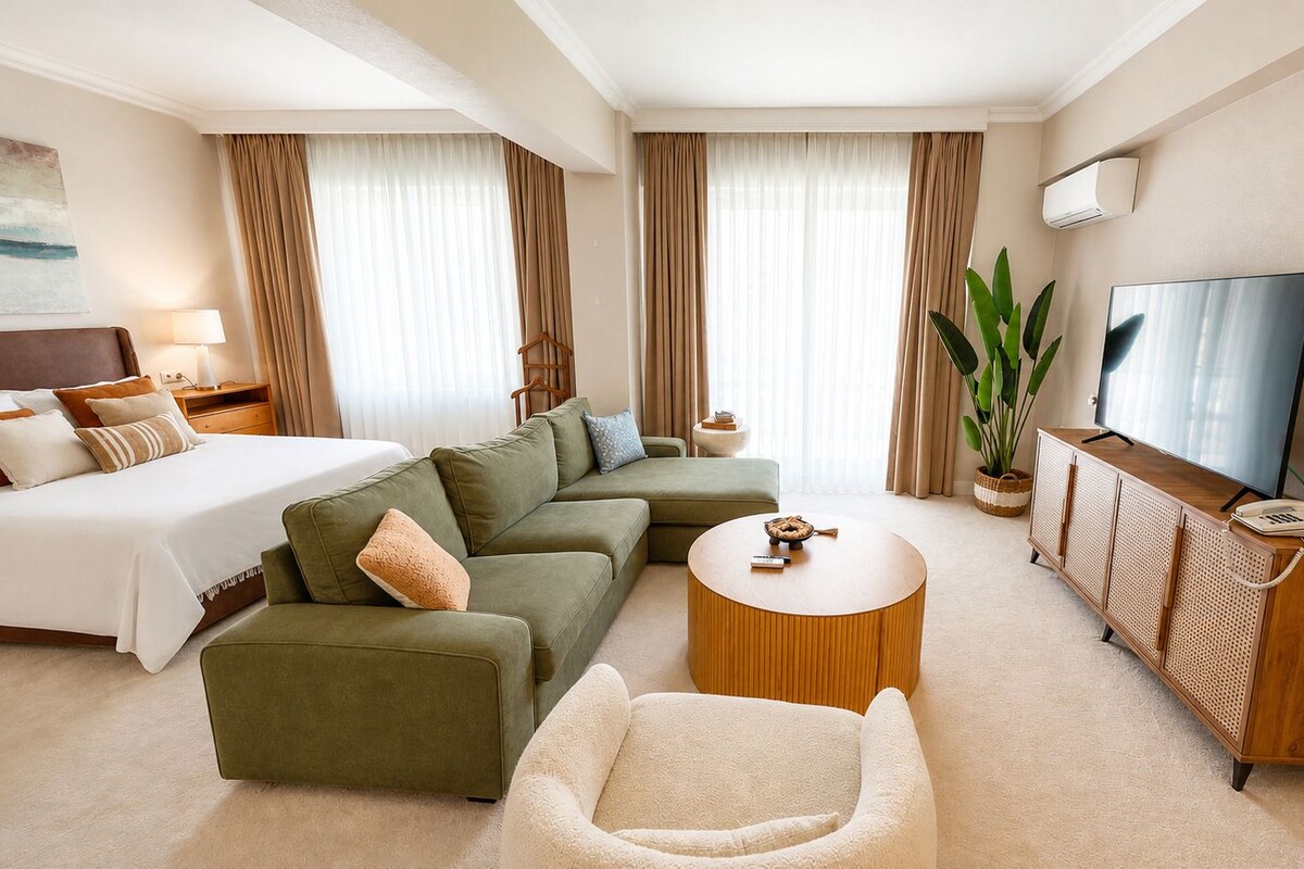 Suite | Ropa de cama de alta calidad, minibar, caja fuerte y escritorio