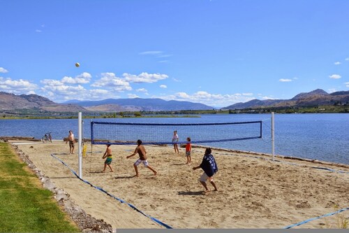 Beach Therapy 273 in Osoyoos