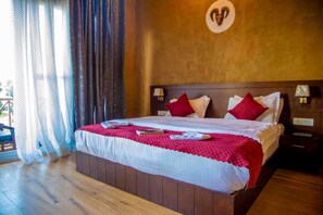 Deluxe Double Room, Mountain View | Laptop workspace, blackout drapes, soundproofing, iron/ironing board - Maatidera Resort-Boutique himalaya stay (Tehri)