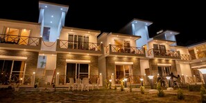 Front of property - Maatidera Resort-Boutique himalaya stay (Tehri)