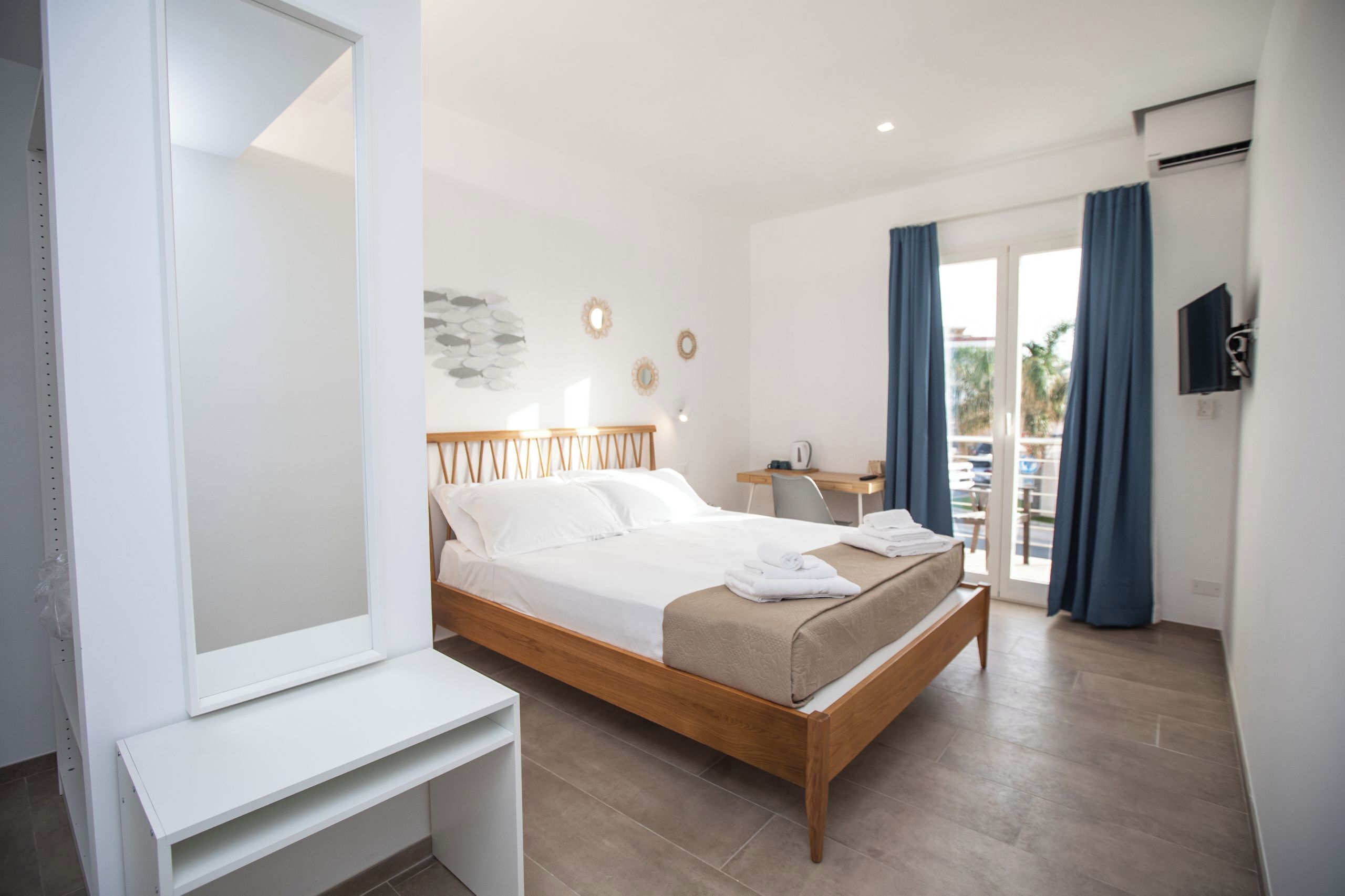 Wifi gratis y ropa de cama