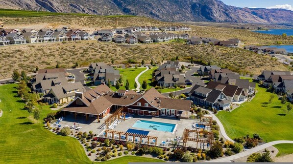 House | 4 bedrooms - Lake View Cottage Fantastic Views - 2 Kitchens (Osoyoos)