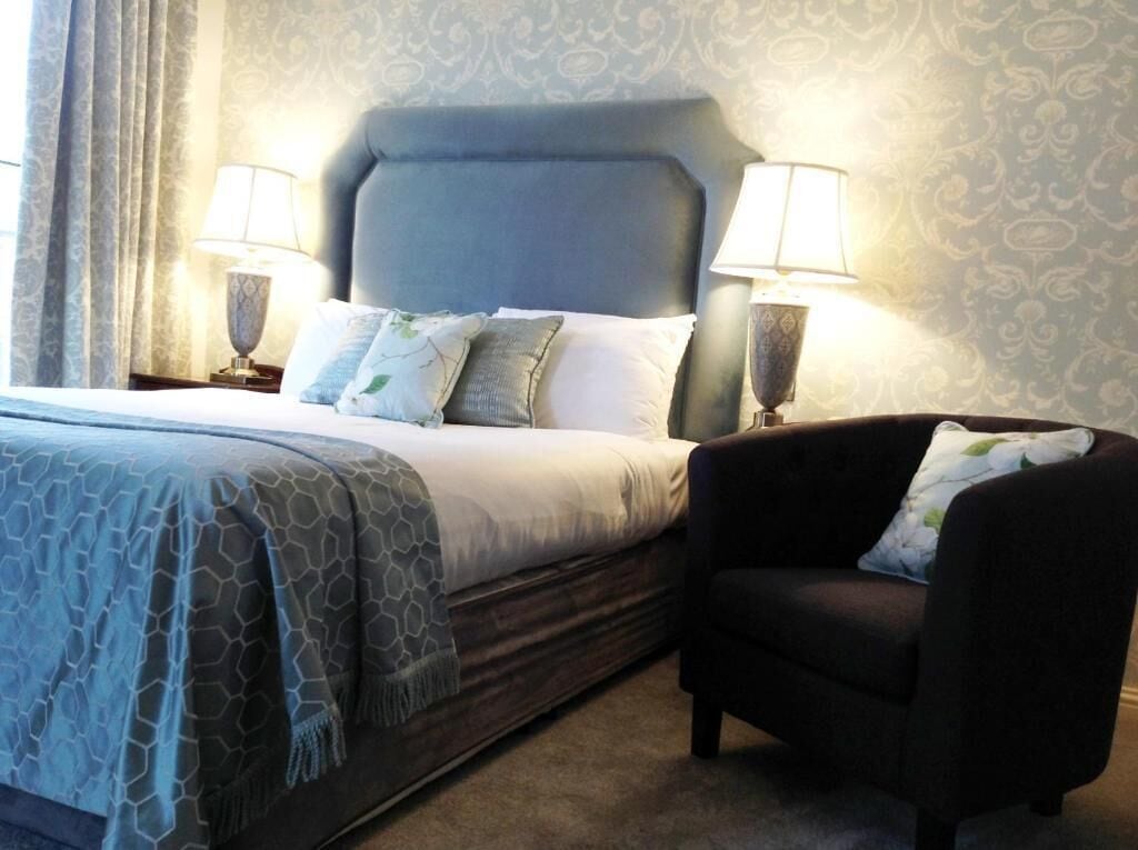 Double or Twin Room | Desk, laptop workspace, iron/ironing board, free WiFi