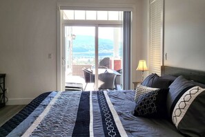 House | 4 bedrooms - Amazing Views-golf Cart 243 (Osoyoos)