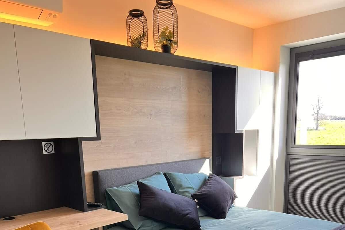 Comfort eenpersoonskamer, uitzicht op tuin | Een bureau, verduisterende gordijnen, gratis wifi
