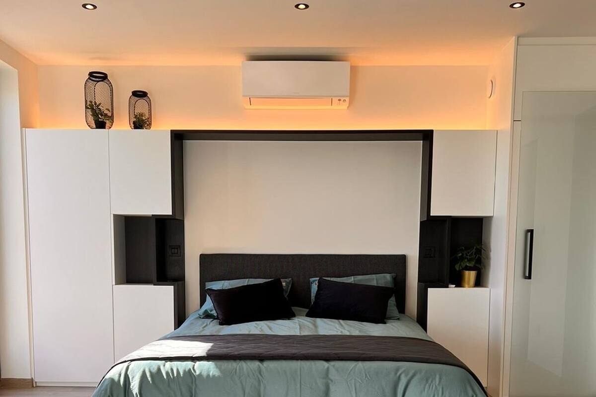 Kamar Double Comfort, pemandangan kebun | Meja kerja, tirai kedap cahaya, dan Wi-Fi gratis