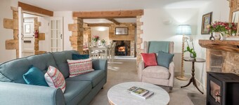 Newly Refurbished Cosy Cottage in the Heart of Chipping Campden