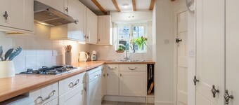 Newly Refurbished Cosy Cottage in the Heart of Chipping Campden