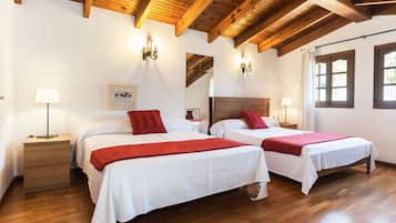 Mobil enhet | 4 sovrum, strykjärn/strykbräda och sängkläder