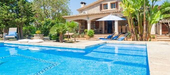 Holiday House in Inca With Swimming Pool