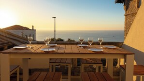 Outdoor dining - ALMA - Apartment with terrace and sea view in Biarritz (Biarritz)
