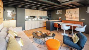 Dining - ALMA - Apartment with terrace and sea view in Biarritz (Biarritz)