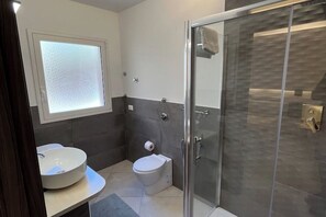 Shower, bidet - Two steps away - 3 (Trapani)