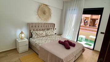 2 chambres, fer et planche Ă repasser, Wi-Fi, draps fournis