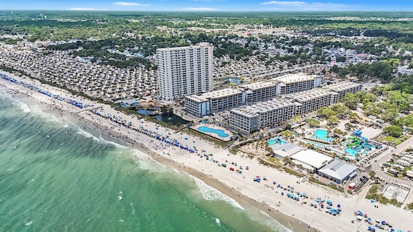 A coastal resort with multiple hotel buildings, a beach, and a water park. - T614 at the Myrtle Beach Resort (Myrtle Beach)