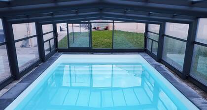 Logement sur tout de ville avec piscine, accĂšs rapide autoroute