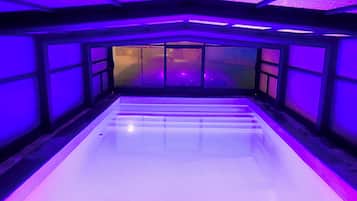Piscina coperta, piscina all'aperto